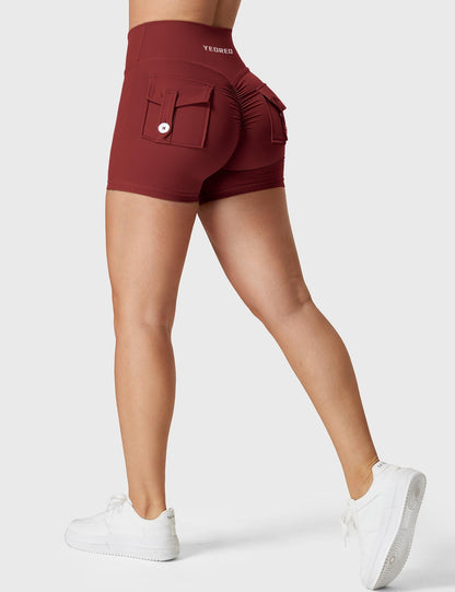 V-waistband Charm Shorts